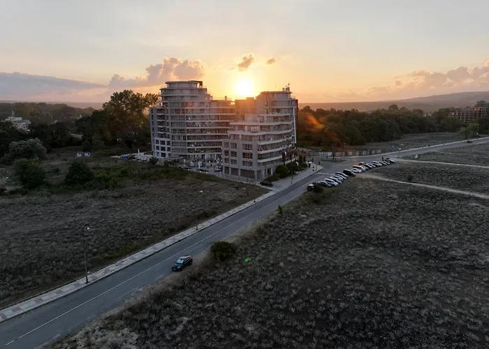 Allure Beach Resort Aparthotel