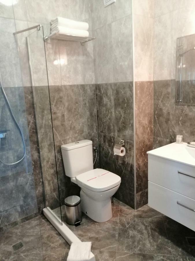 מלון דירות Allure 4*