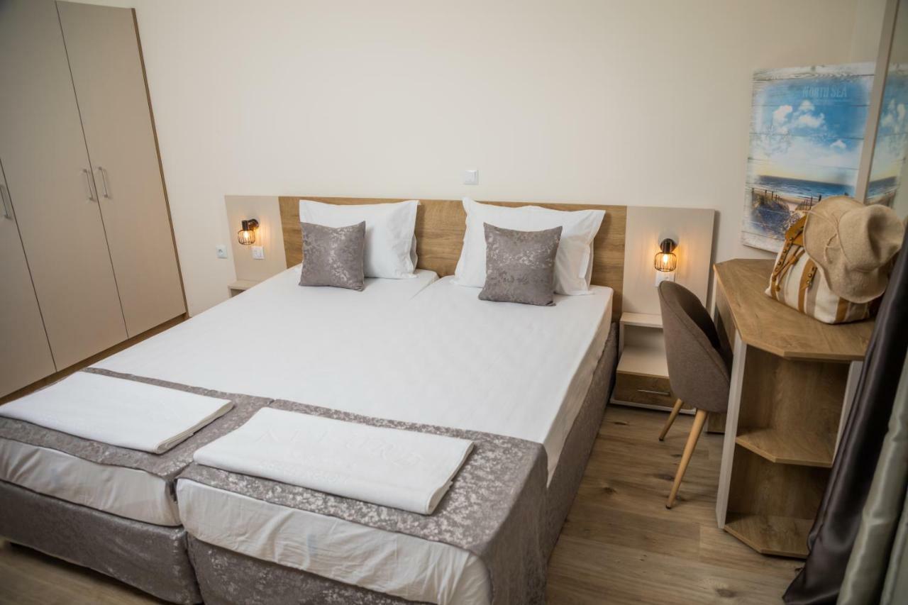 Aparthotel Allure 4*