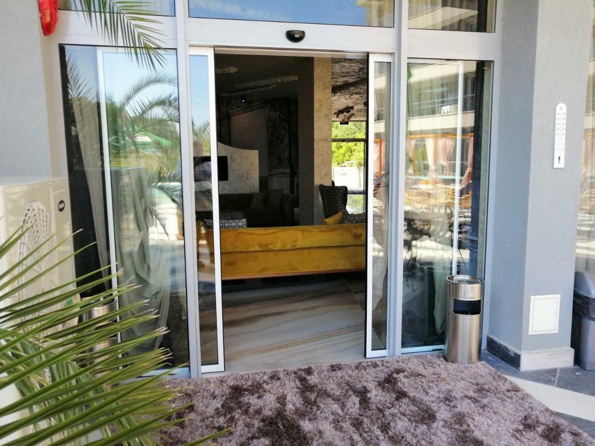 Aparthotel Allure 4*
